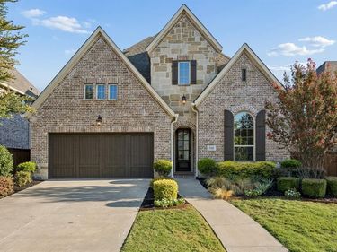 732 Thoroughbred Avenue, Frisco, TX 75036