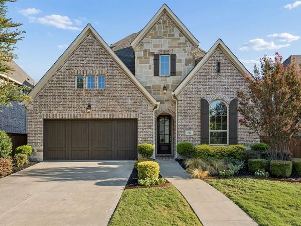 732 Thoroughbred Avenue, Frisco, TX 75036
