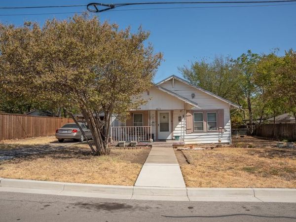 6613 Routt Street , Fort Worth, TX 76112