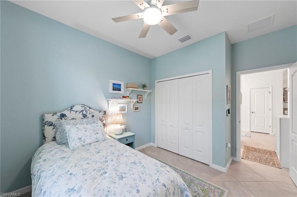 19712 The Place Blvd, Estero, FL 33928 Photo