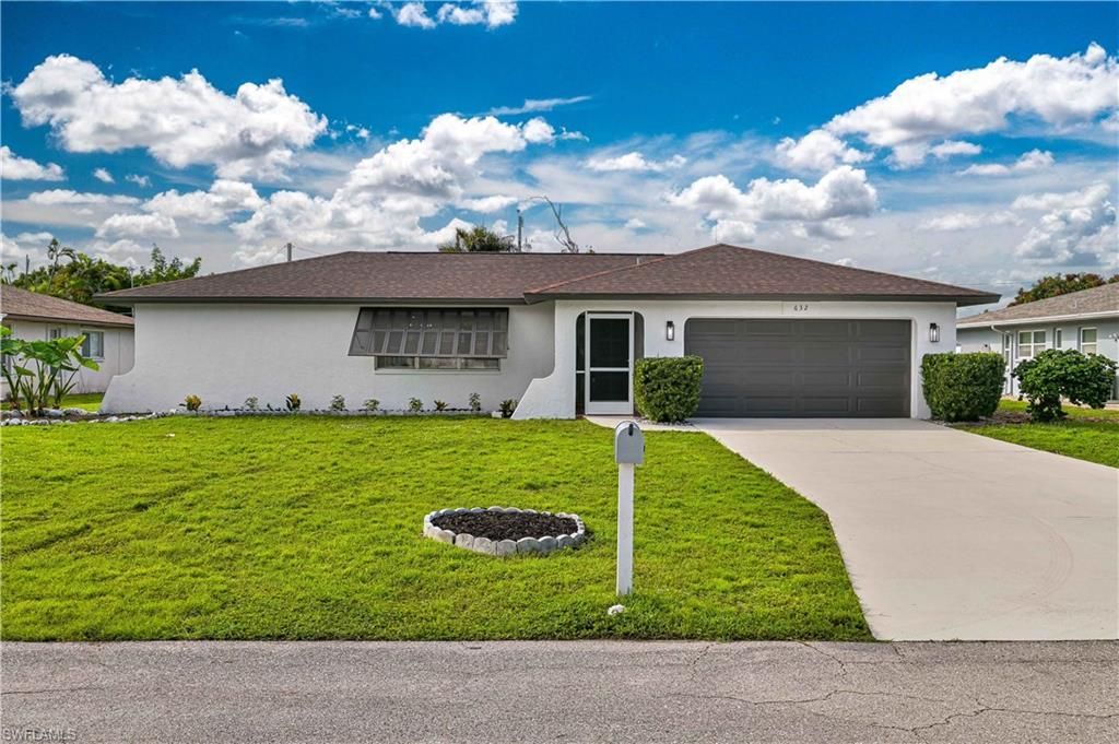 632 SE 35th St, Cape Coral, FL 33904 Main Photo