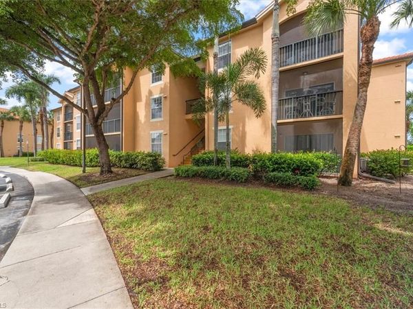 8754 River Homes LN , Unit 8205, BONITA SPRINGS, FL 34135