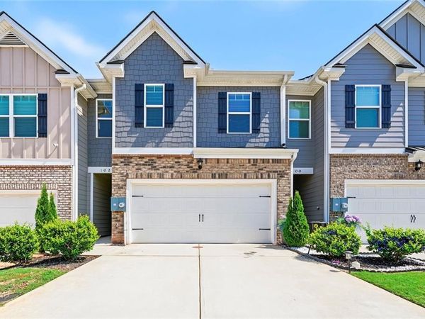 102 Hampton Circle, Mcdonough, GA 30253