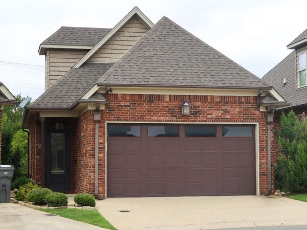 2819 Village Meadow Cove, Jonesboro, AR 72405