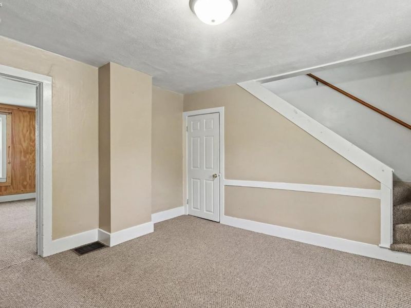 118 Grove Street, Bellevue, OH 44811 Photo 8