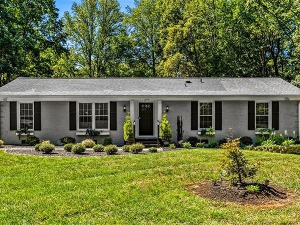 3403 Charing Cross Road , Greensboro, NC 27455