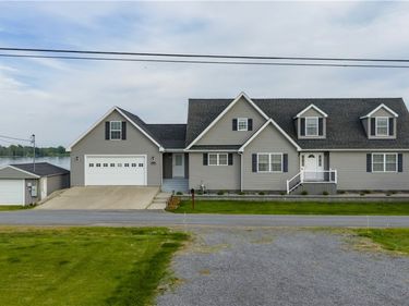 28008 Stony Point Road, Cape Vincent, NY 13618