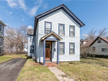 54 Sanford St B (Upper), Rochester, NY 14620