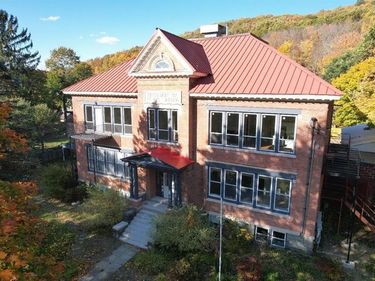 290 Chestnut Street , Oneonta, NY 13820