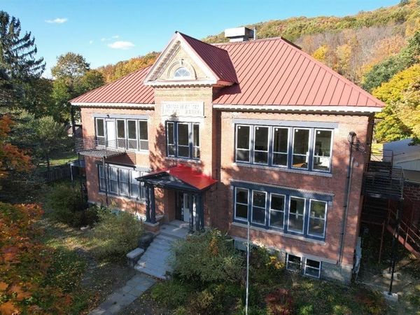 290 Chestnut Street , Oneonta, NY 13820