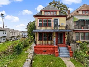 392 Busti Avenue , Unit Upper, Buffalo, NY 14201