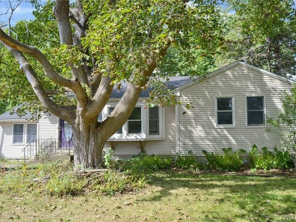4194 Cameron Drive, Buffalo, NY 14221