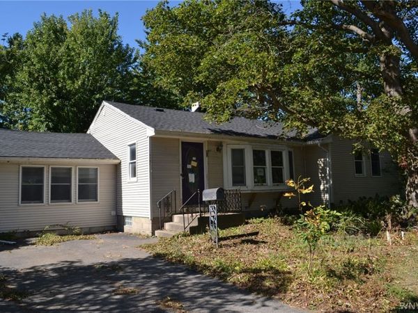 4194 Cameron Drive, Buffalo, NY 14221