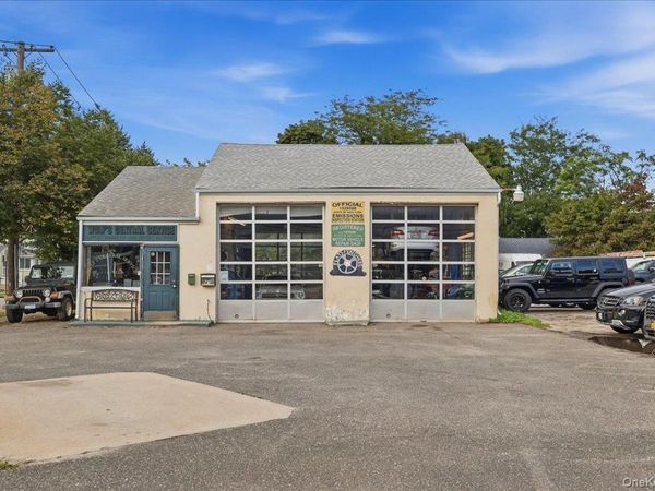 47 Sammis Avenue , Babylon, NY 11702