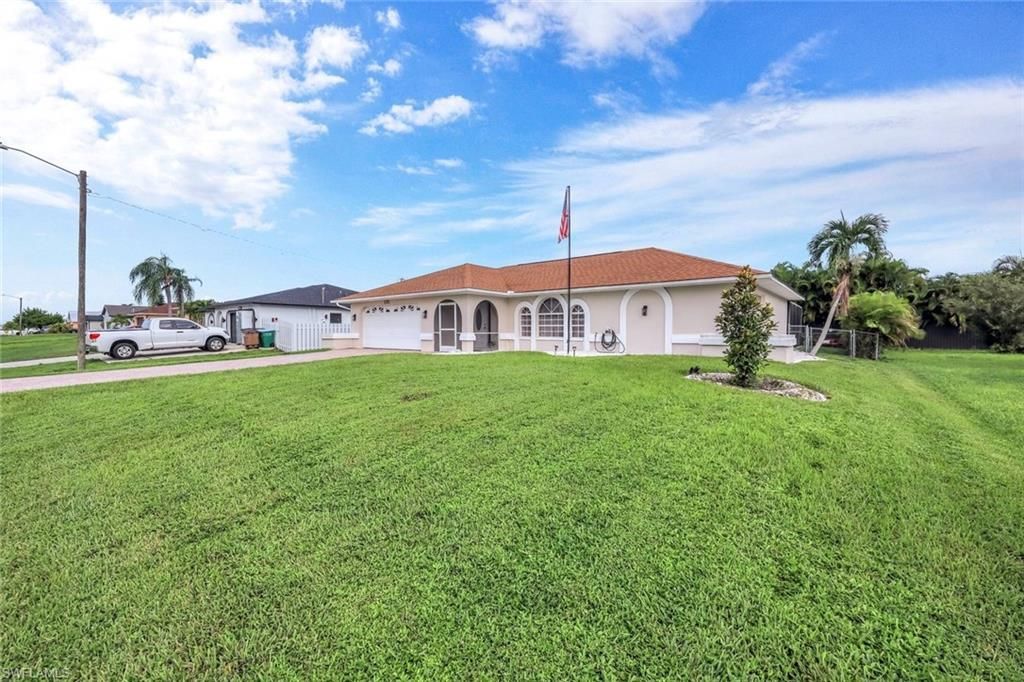 231 SW Trafalgar Pkwy , Cape Coral, FL 33991 Photo