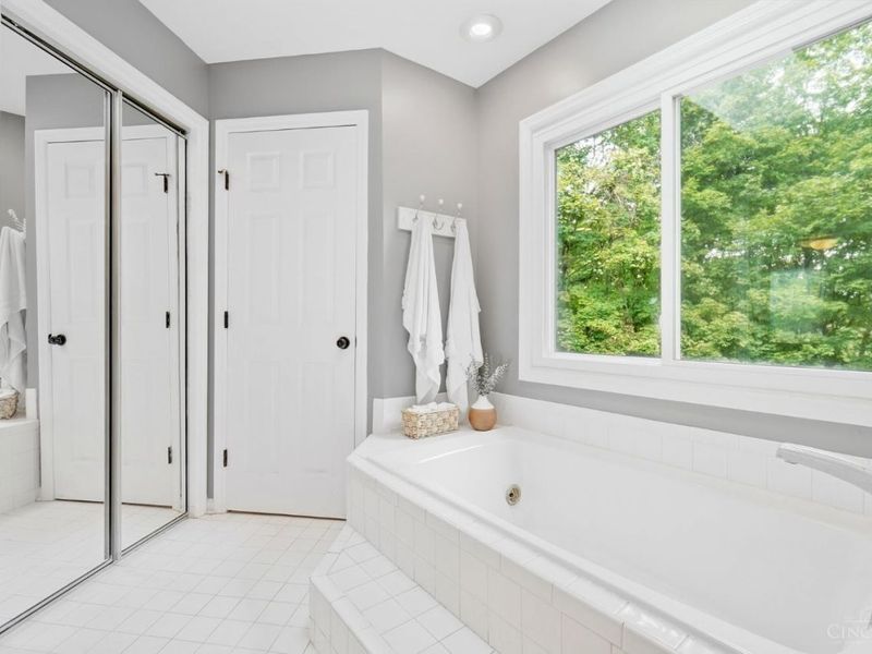 6158 Watchview Ct., Anderson Township, OH 45230 Photo 17