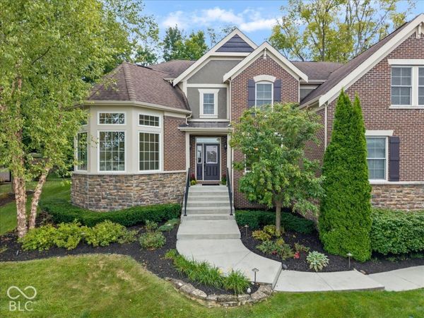 10529 Geist View Drive, Fishers, IN 46055