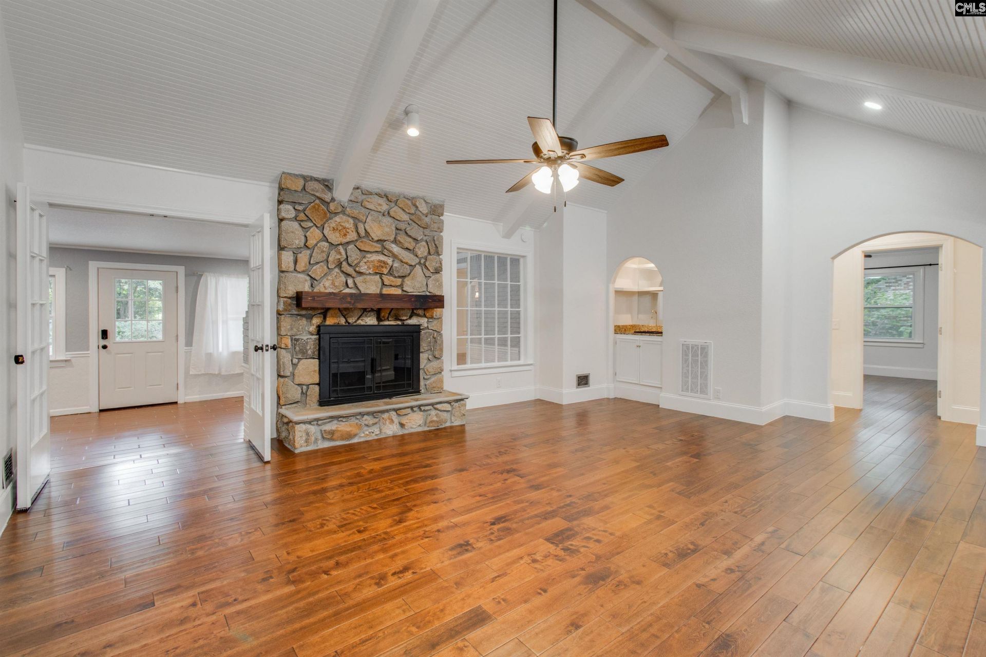21 Olde Springs Road Photo 13
