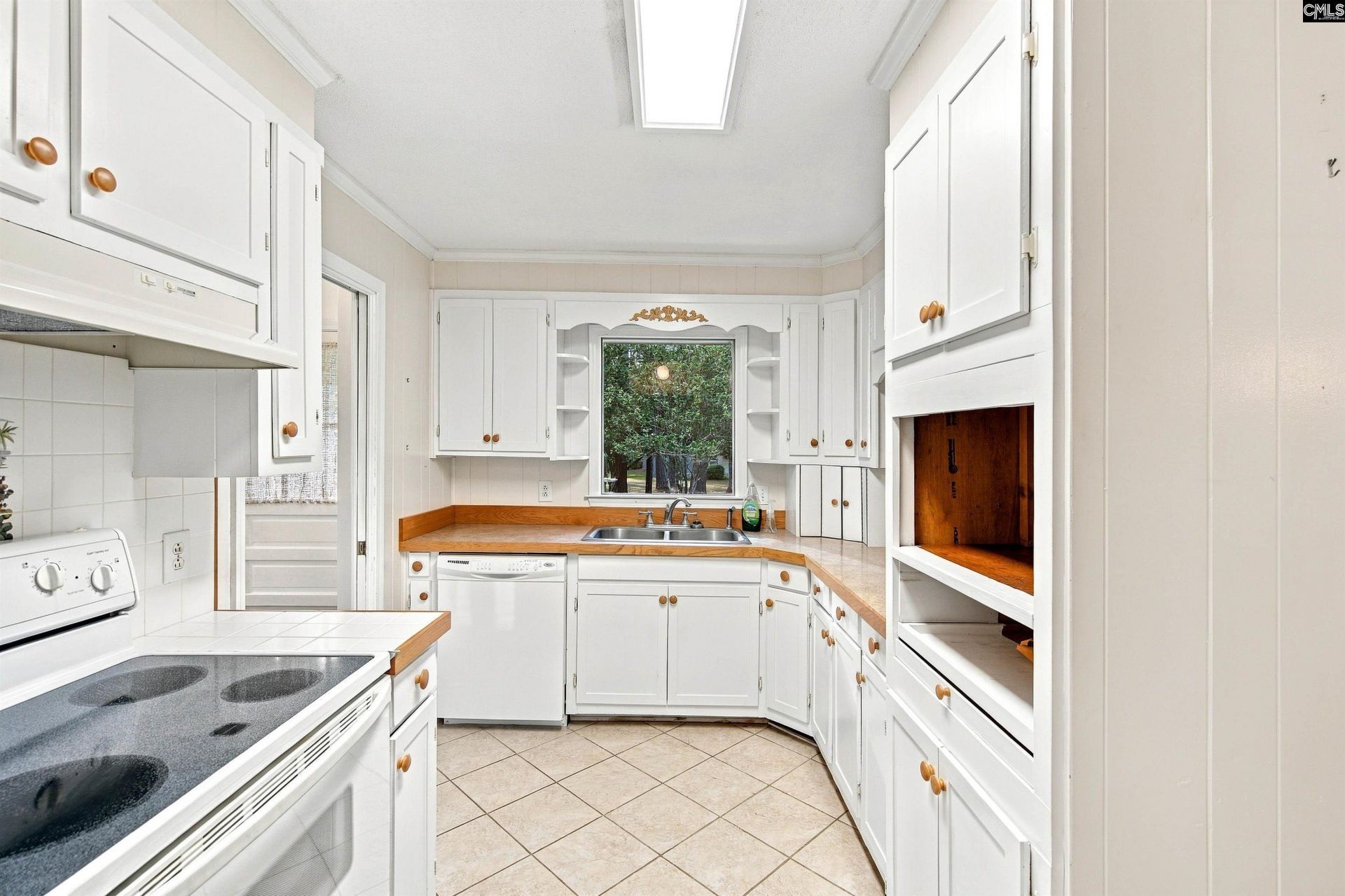 583 Stokes Road  Photo 15