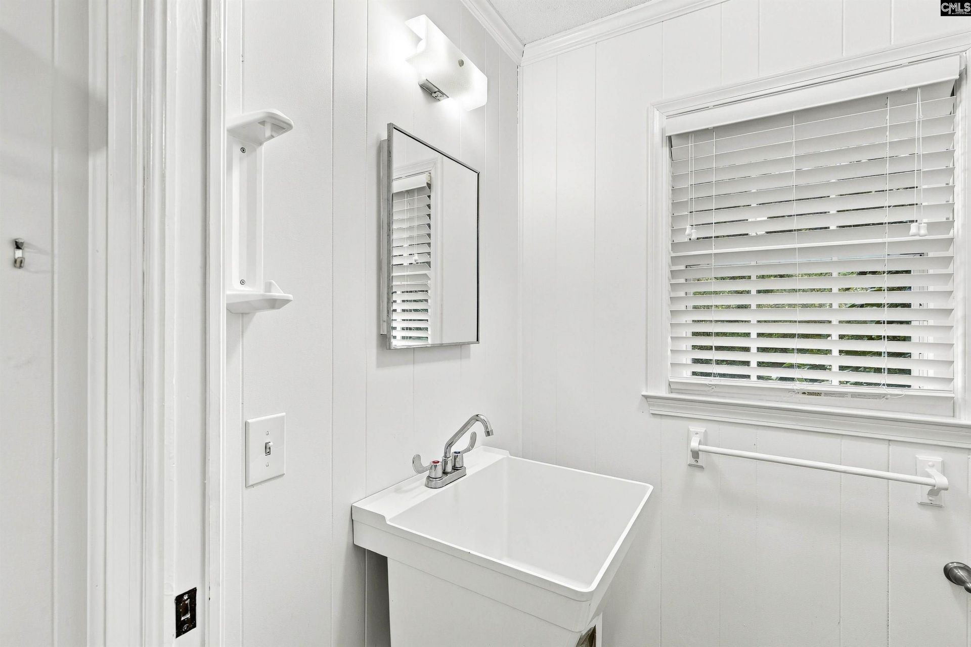 583 Stokes Road  Photo 24