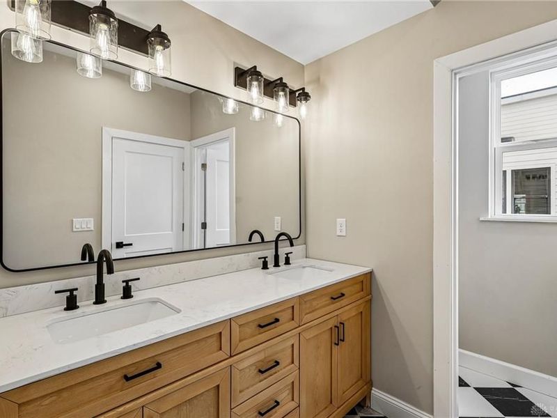 3906 Edwards Road, Unit C, Cincinnati, OH 45209 Photo 29
