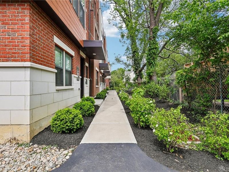3906 Edwards Road, Unit C, Cincinnati, OH 45209 Photo 7