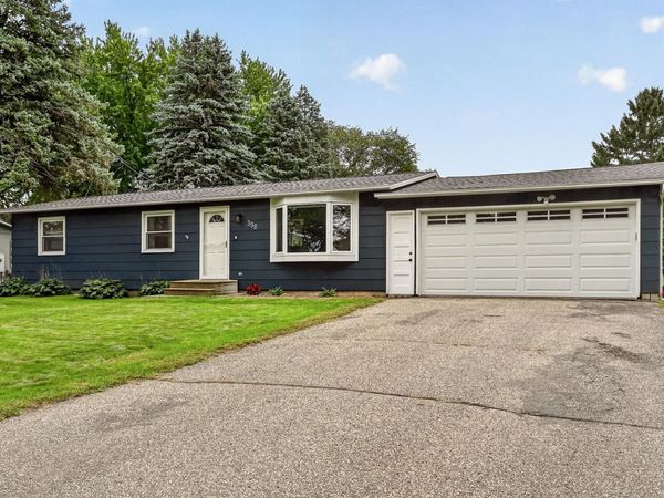 398 32nd Street NE, Rochester, MN 55906
