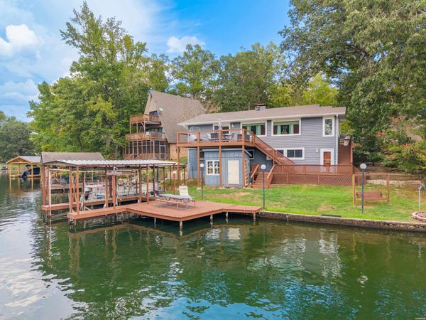 134 RIVERSIDE Drive, Hot Springs, AR 71913