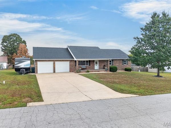 19731 Stallion Drive , Waynesville, MO 65583