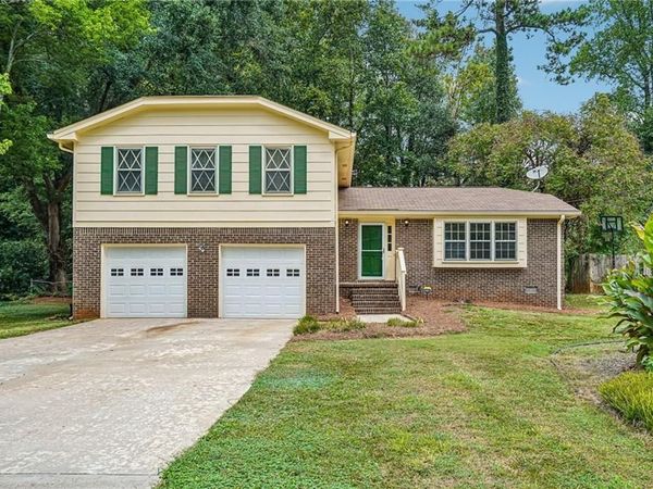 4254 Wheaton Lane , Clarkston, GA 30021