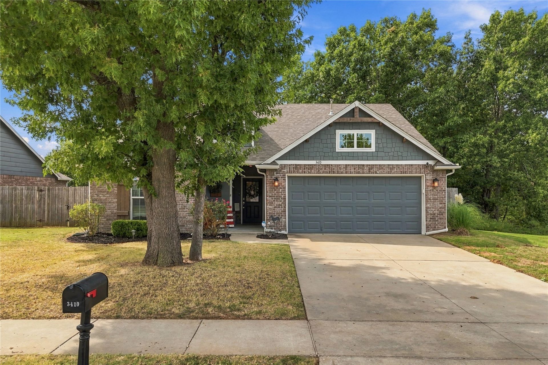 3410 E 144th Street S, Bixby, OK 74008 Main Photo