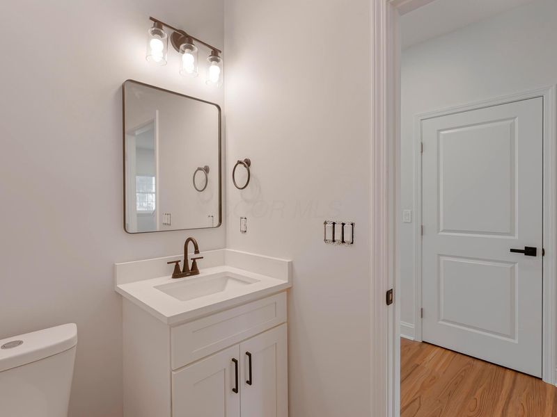 162 W Locust Street , Newark, OH 43055 Photo 8