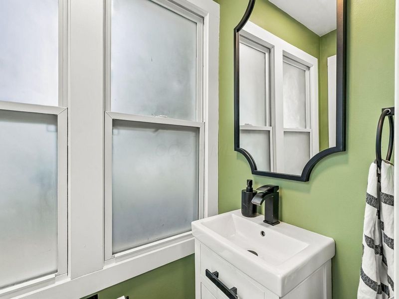 794 Gladden Road , Columbus, OH 43212 Photo 14