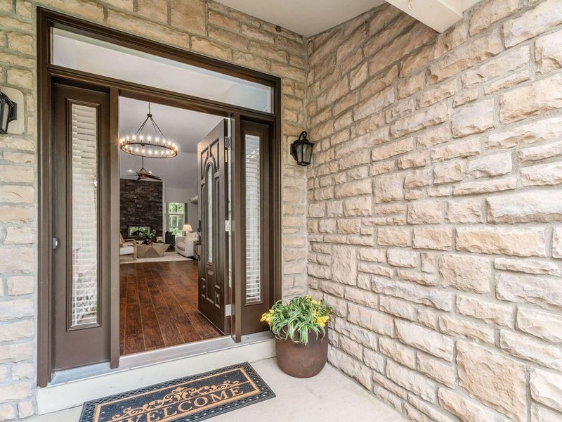 405 Connors Grove , Columbus, OH 43213 Photo 2