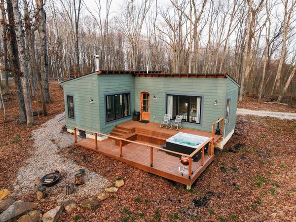 24801 Shurtz Road , New Plymouth, OH 45654