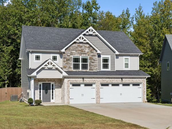 1046 Brightwood Ct , Clarksville, TN 37043