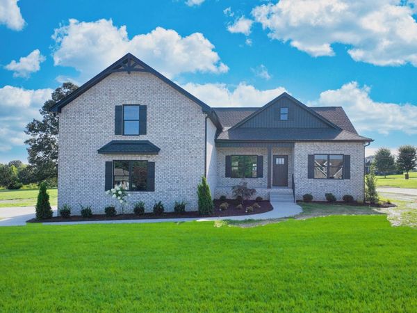 102 N Nikki Dr , Portland, TN 37148