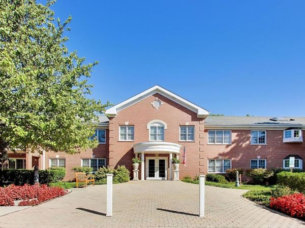 1234 Depot Street , Unit 208, Glenview, IL 60025