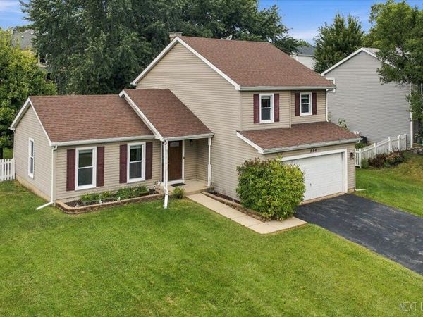 356 Wildwood Drive , North Aurora, IL 60542