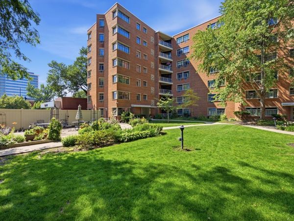 1862 Sherman Avenue , Unit 1NW, Evanston, IL 60201