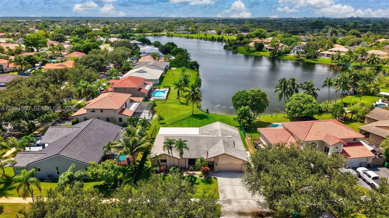 15600 Huntridge Rd , Davie, FL 33331 Photo