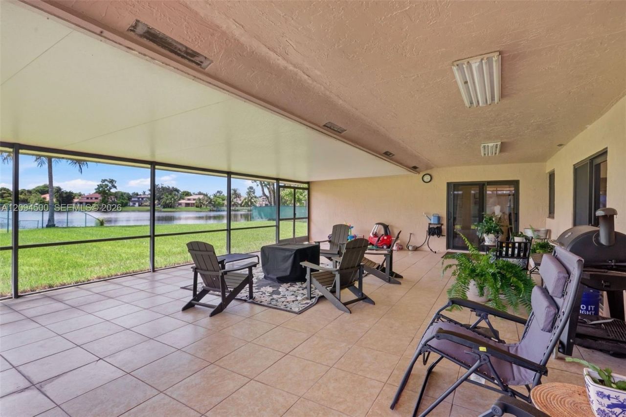 15600 Huntridge Rd , Davie, FL 33331 Photo