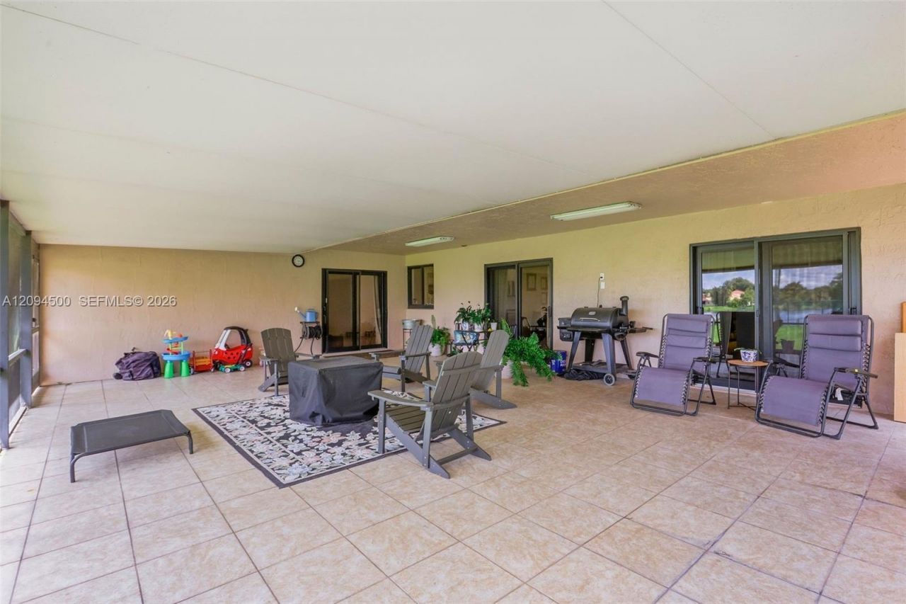 15600 Huntridge Rd , Davie, FL 33331 Photo