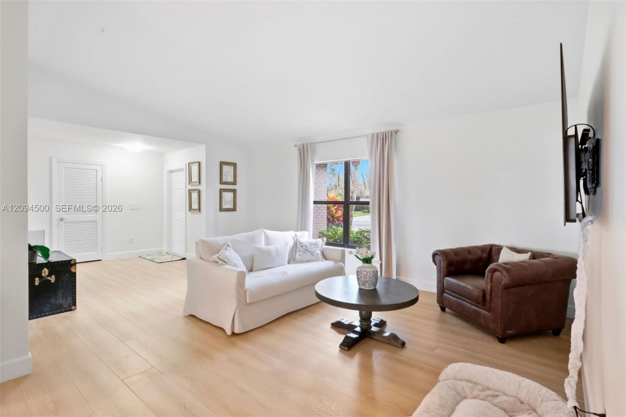 15600 Huntridge Rd , Davie, FL 33331 Photo