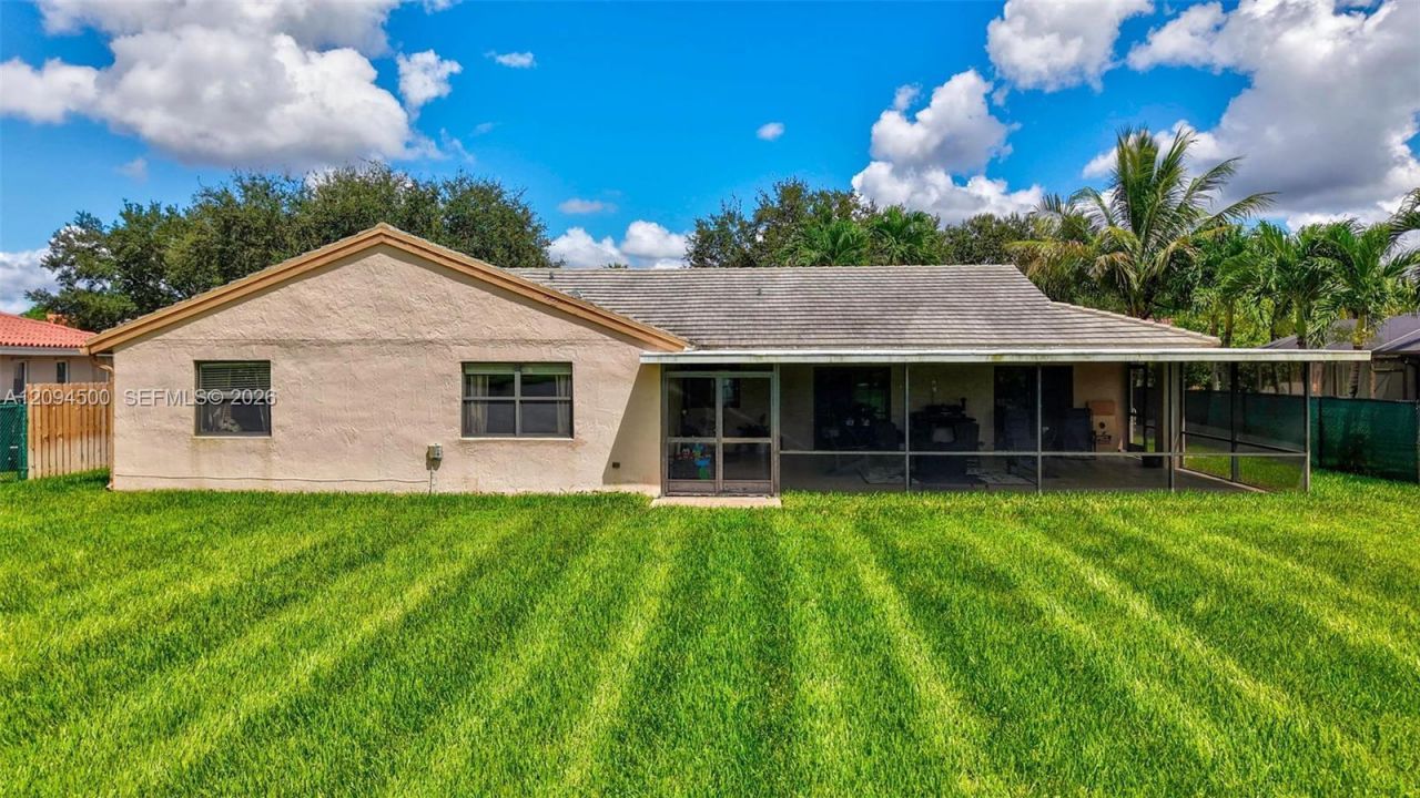 15600 Huntridge Rd , Davie, FL 33331 Photo