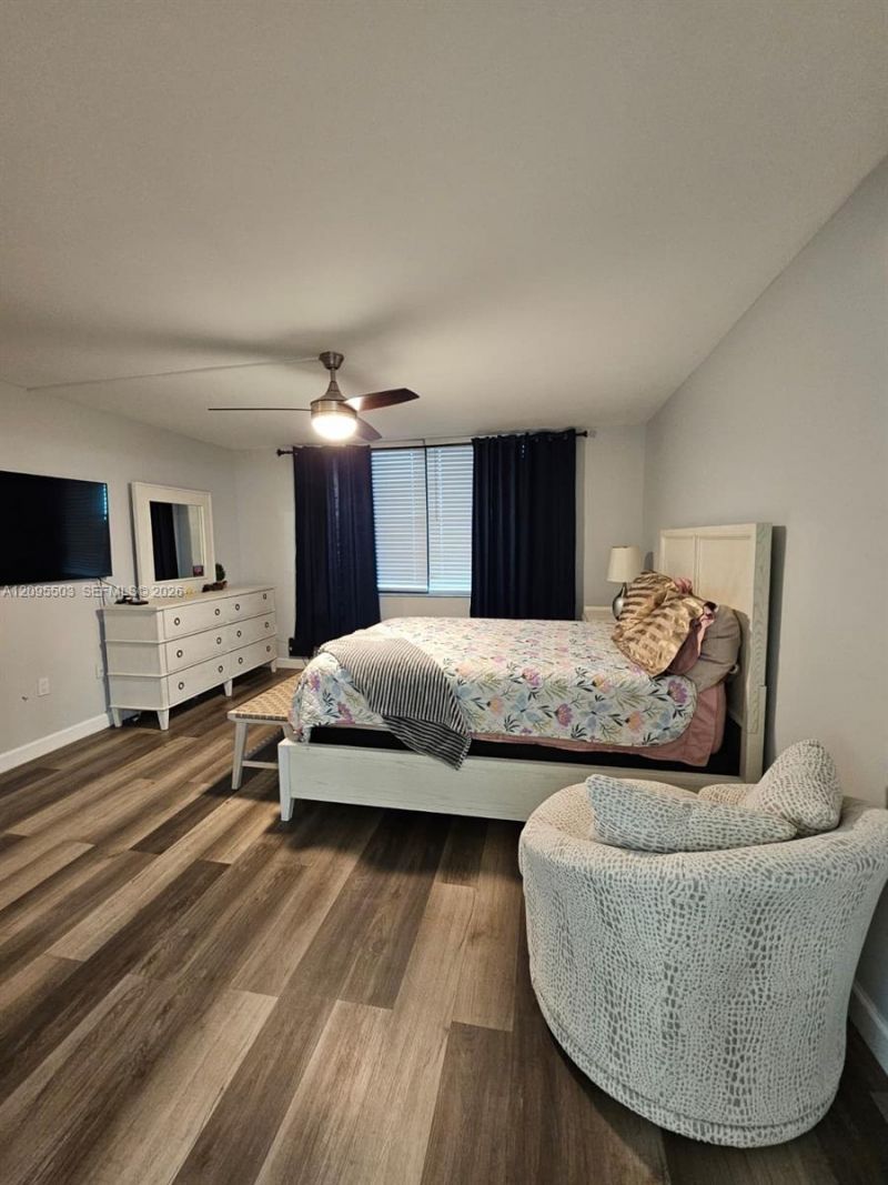 1000 Colony Point Cir, Unit 522, Pembroke Pines, FL 33026 Photo