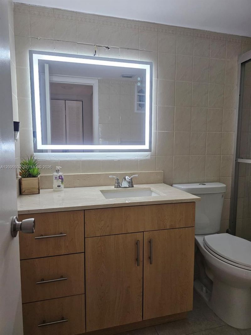 1000 Colony Point Cir, Unit 522, Pembroke Pines, FL 33026 Photo