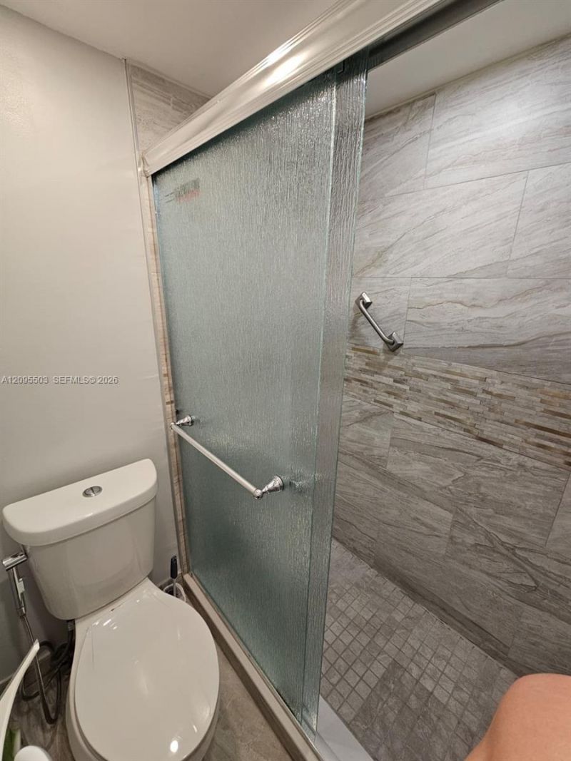 1000 Colony Point Cir, Unit 522, Pembroke Pines, FL 33026 Photo
