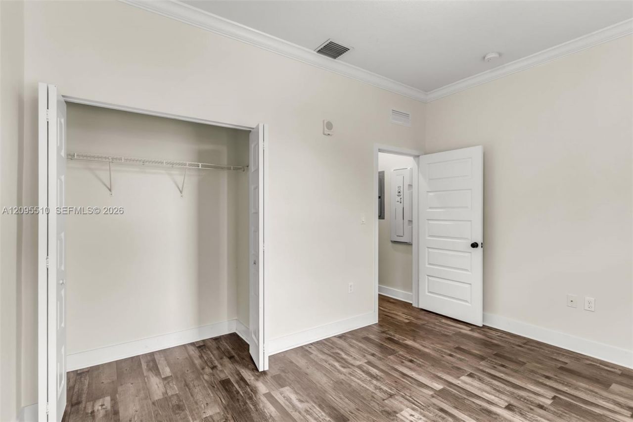 7815 NW 104th Ave , Unit 21, Doral, FL 33178 Photo