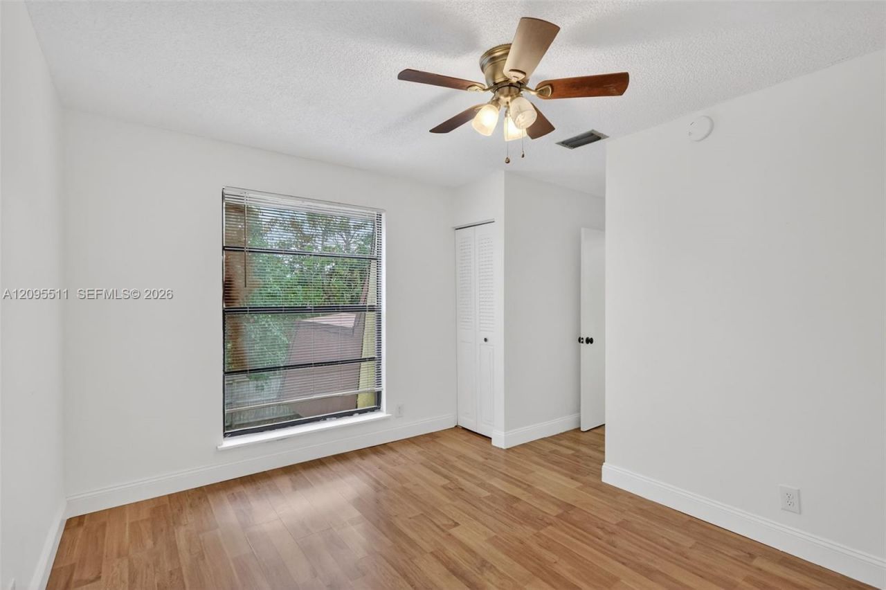 3516 Gardens East Dr, Unit A, Palm Beach Gardens, FL 33410 Photo